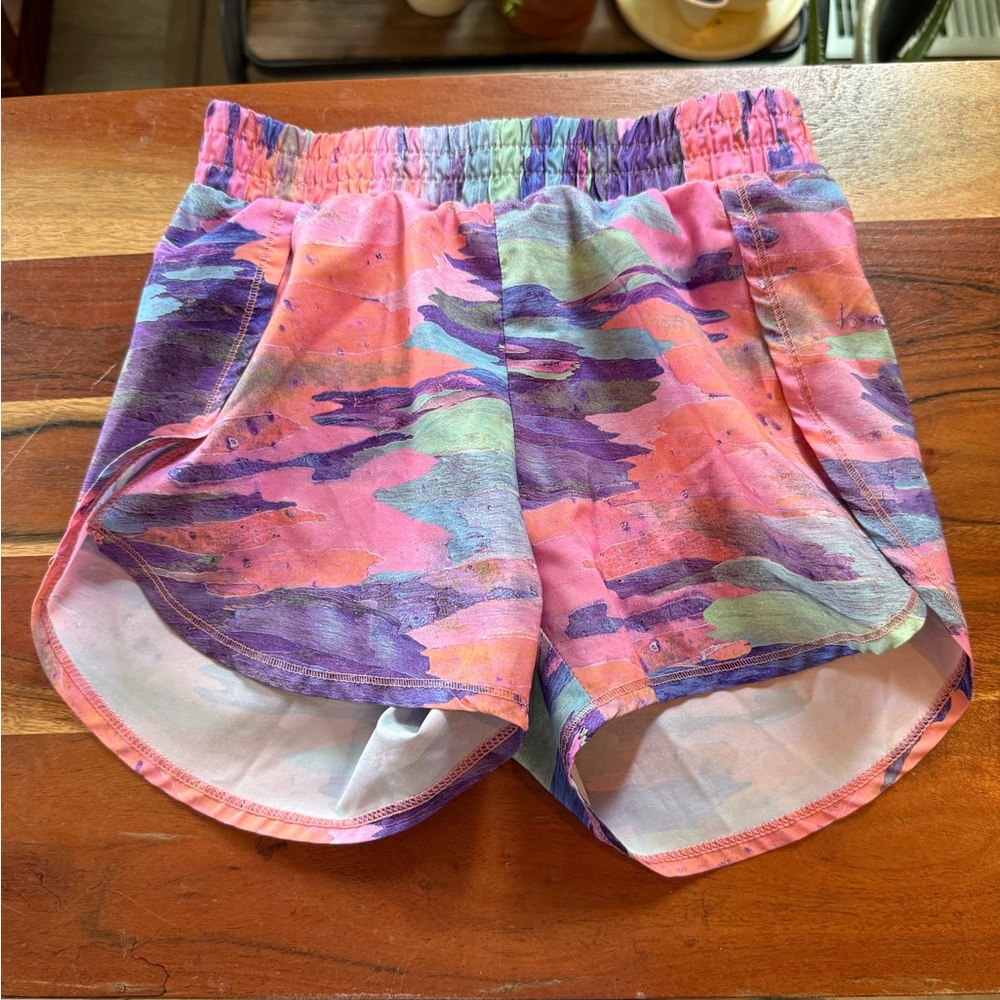 🖤5/$25🐝 Girls all in motion size S/6 athletic shorts w/ built in underwear💙💗💜